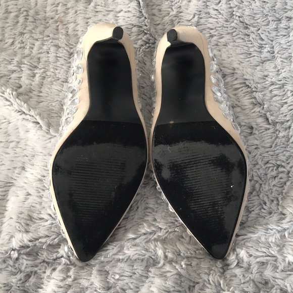 Liliana Rhinestone Nude Pointed Toe Pumps - Picture 2 of 5